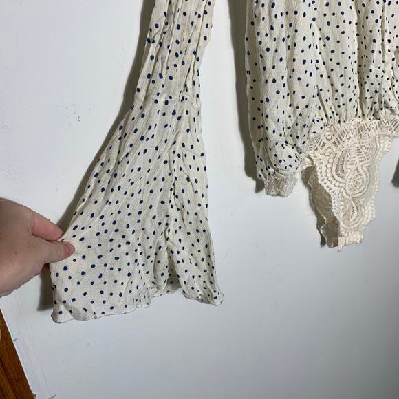 Womens Intimately Free People Makin' Waves Bodysuit White Size M EUC! - Picture 3 of 4